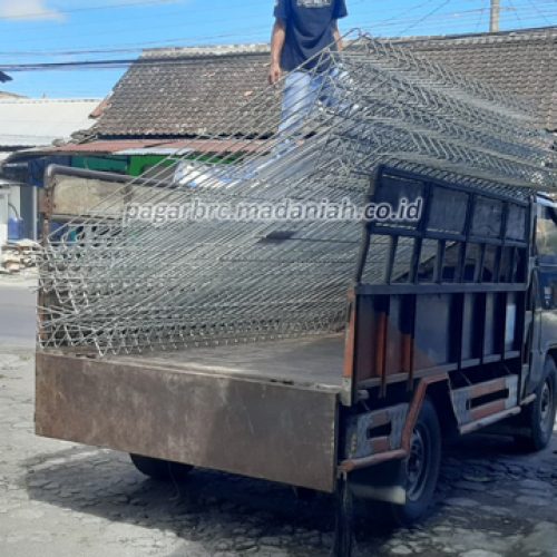 Pabrik Produsen Toko Pagar BRC Denpasar Utara