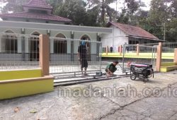 Pemasangan Pintu Pagar BRC Masjid Al Ikhlas Kepuharjo Cangkringan Pemasangan Pintu Pagar BRC Masjid Al Ikhlas Kepuharjo Cangkringan